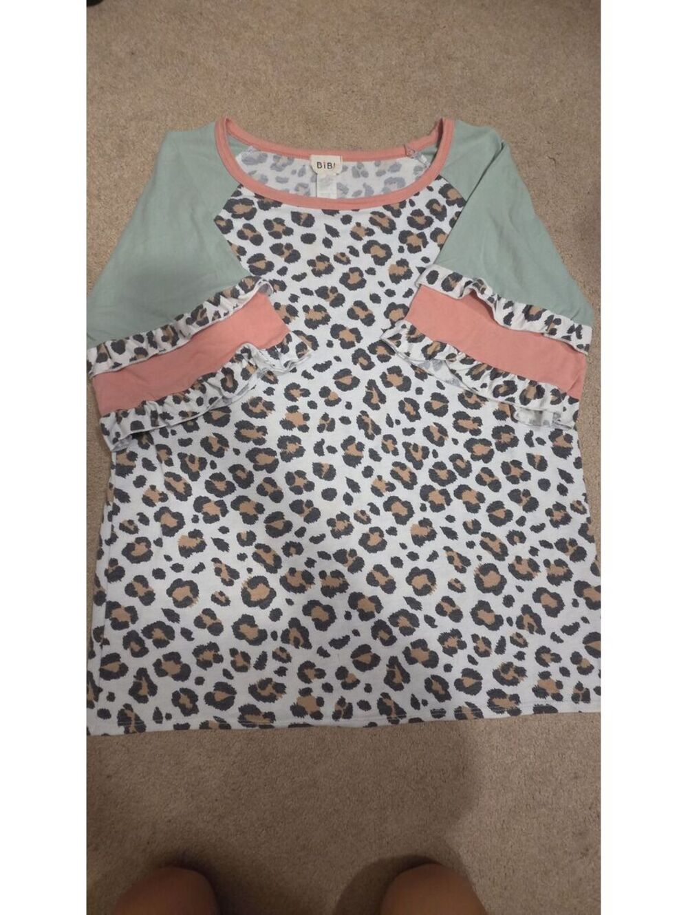 BIBI Green/pink/leopard with ruffles tee